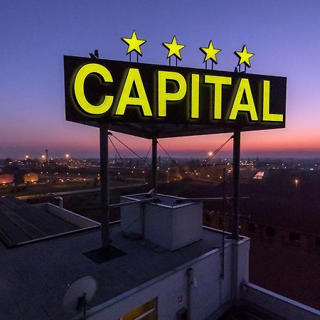 Hotel Capital โรวีโก ภายนอก รูปภาพ